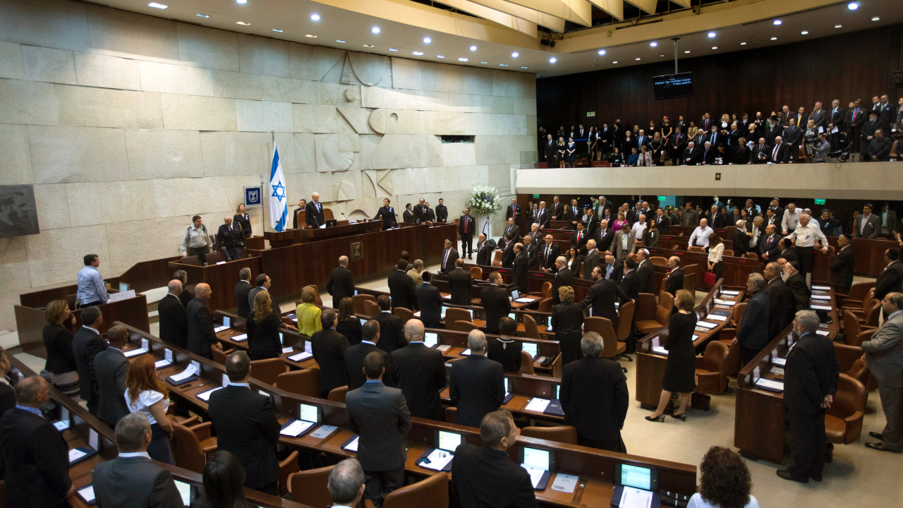 Парламентът на Израел започна заседанието си, на което гледа спорната съдебна реформа