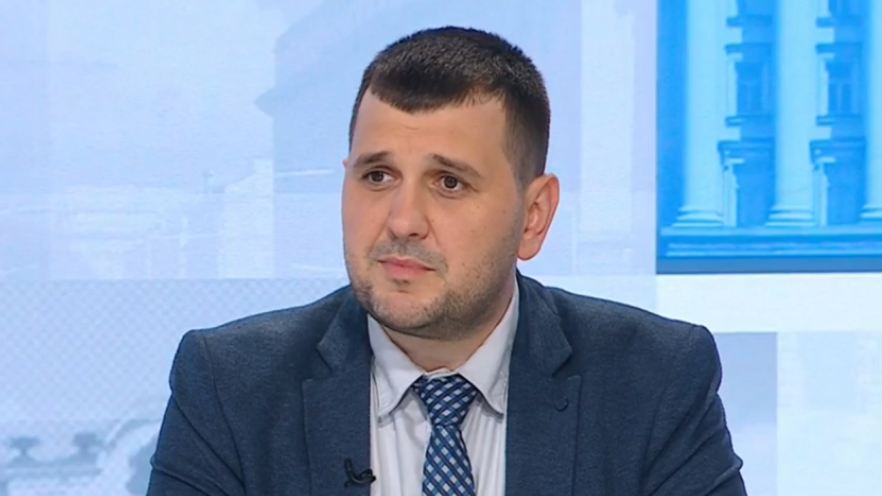 Йордан Иванов (ПП-ДБ): ГЕРБ и ДПС са принудени да подкрепят конституционните промени