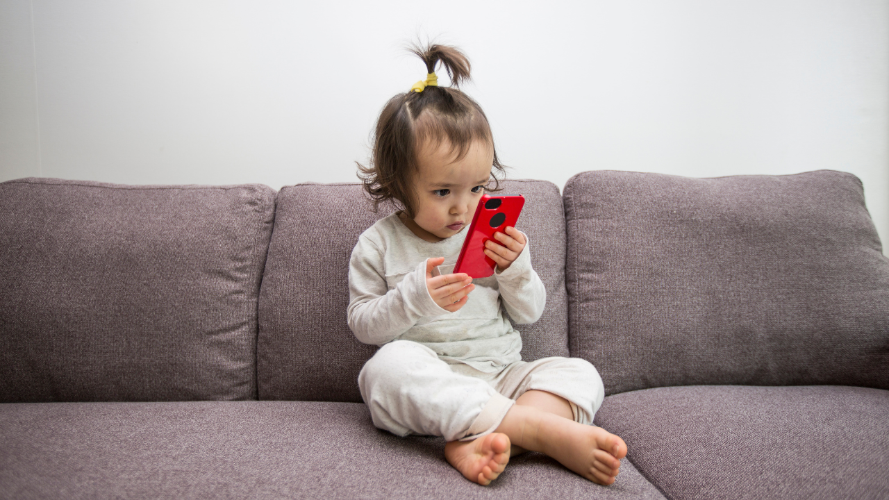До 3-годишна възраст децата да не ползват екрани