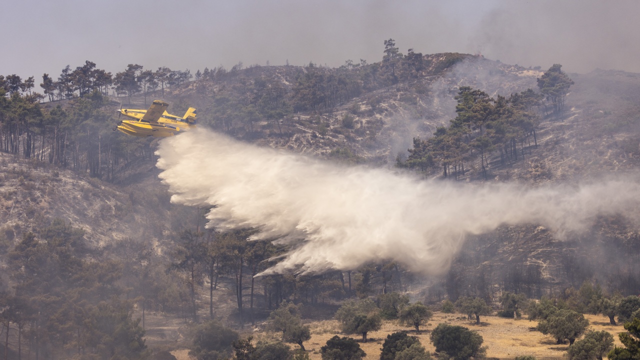 Ситуацията с горските пожари в Гърция е значително подобрена