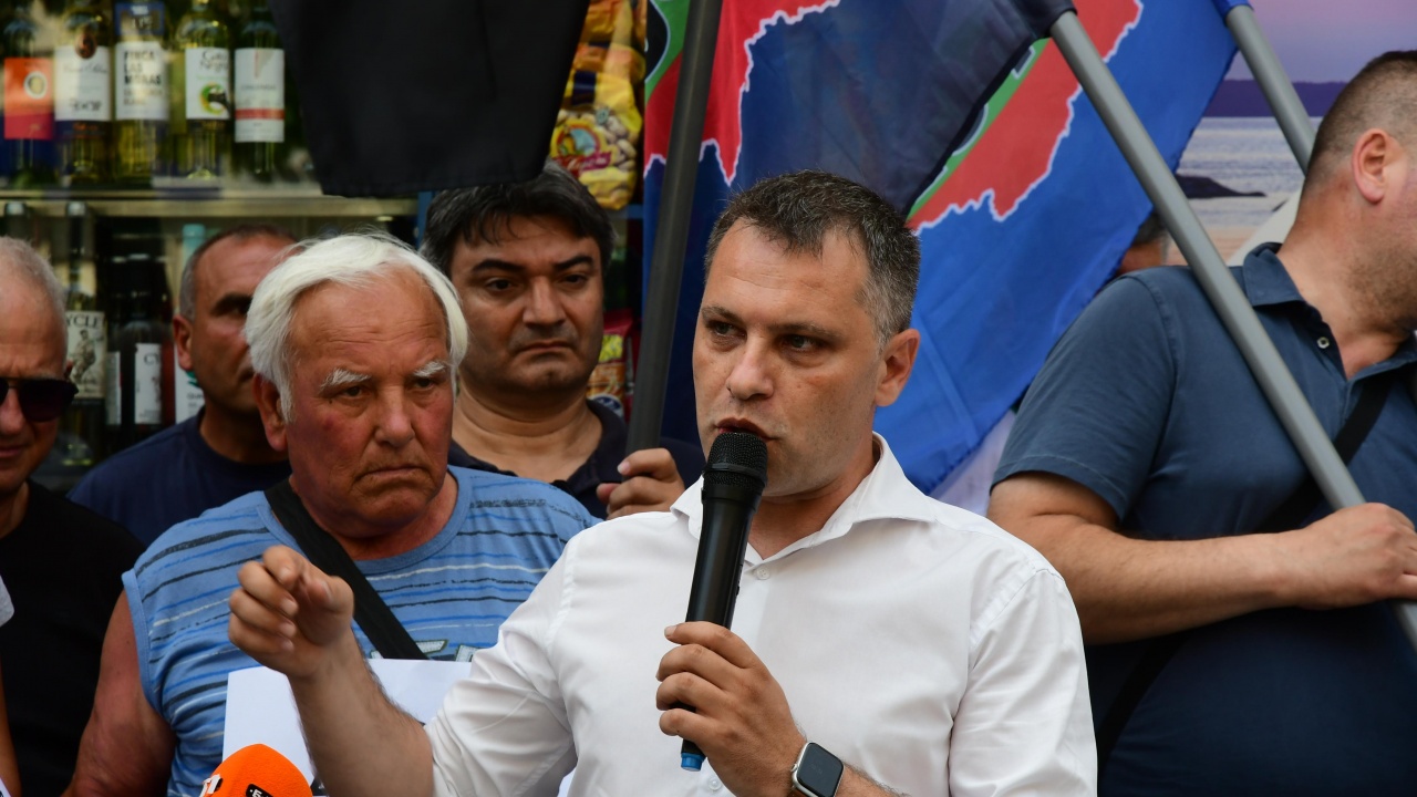 Сиди от ВМРО: Българската държава предаде задържаните в Скопие българи!