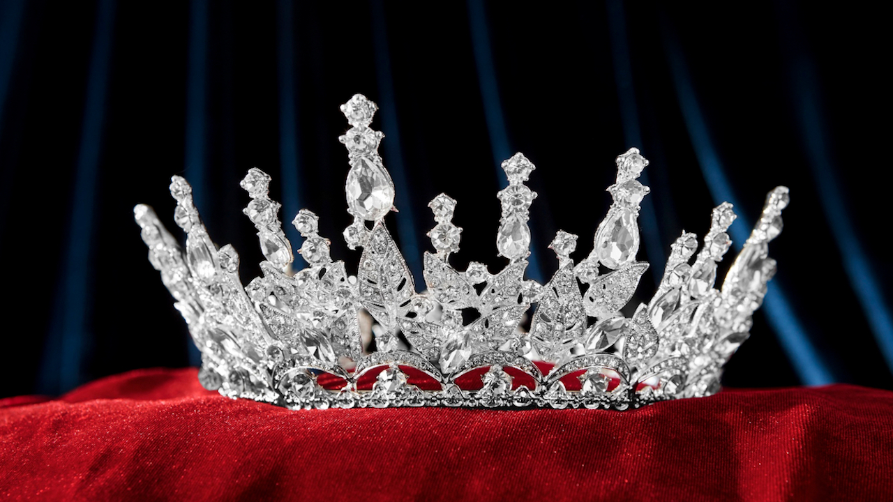 14 красавици ще се борят за короната в конкурса „Кралица на Бургас“