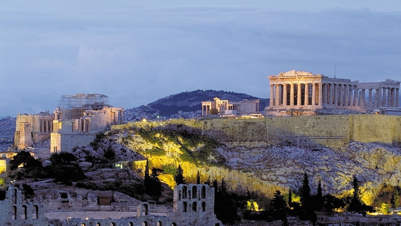 Гърция въвежда промени в посещенията на Акропола