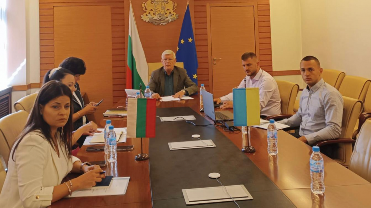 Министър Вътев проведе онлайн среща с украинския министър на земеделието