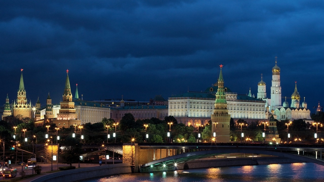 Русия свали два военни дрона, летящи към Москва