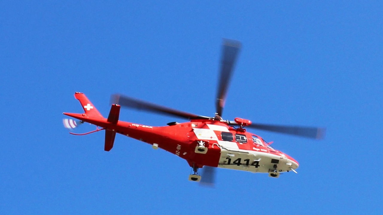 Два медицински хеликоптера ще бъдат оборудвани за планинско спасяване
