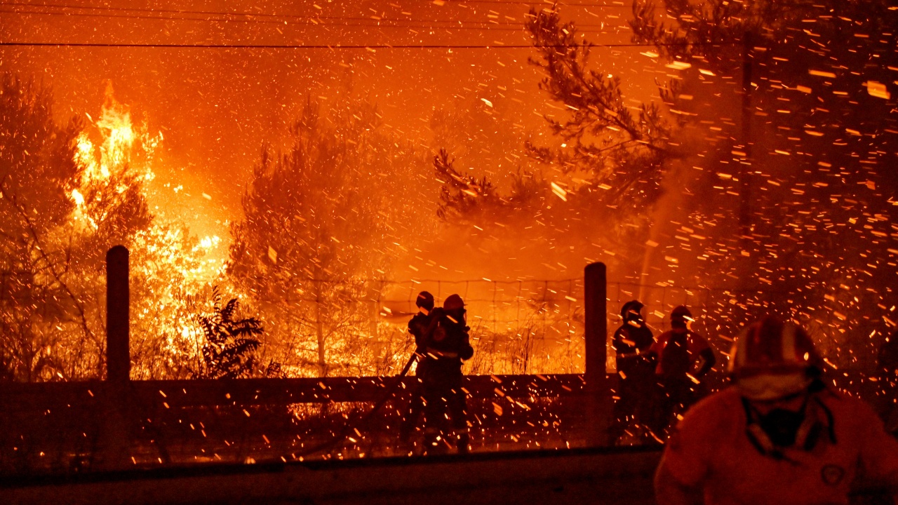 Жертвите на опустошителните пожари на хавайския остров Мауи станаха 99