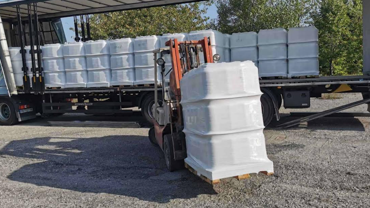 Доставиха на Омуртаг близо 200 000 литра вода от държавния резерв