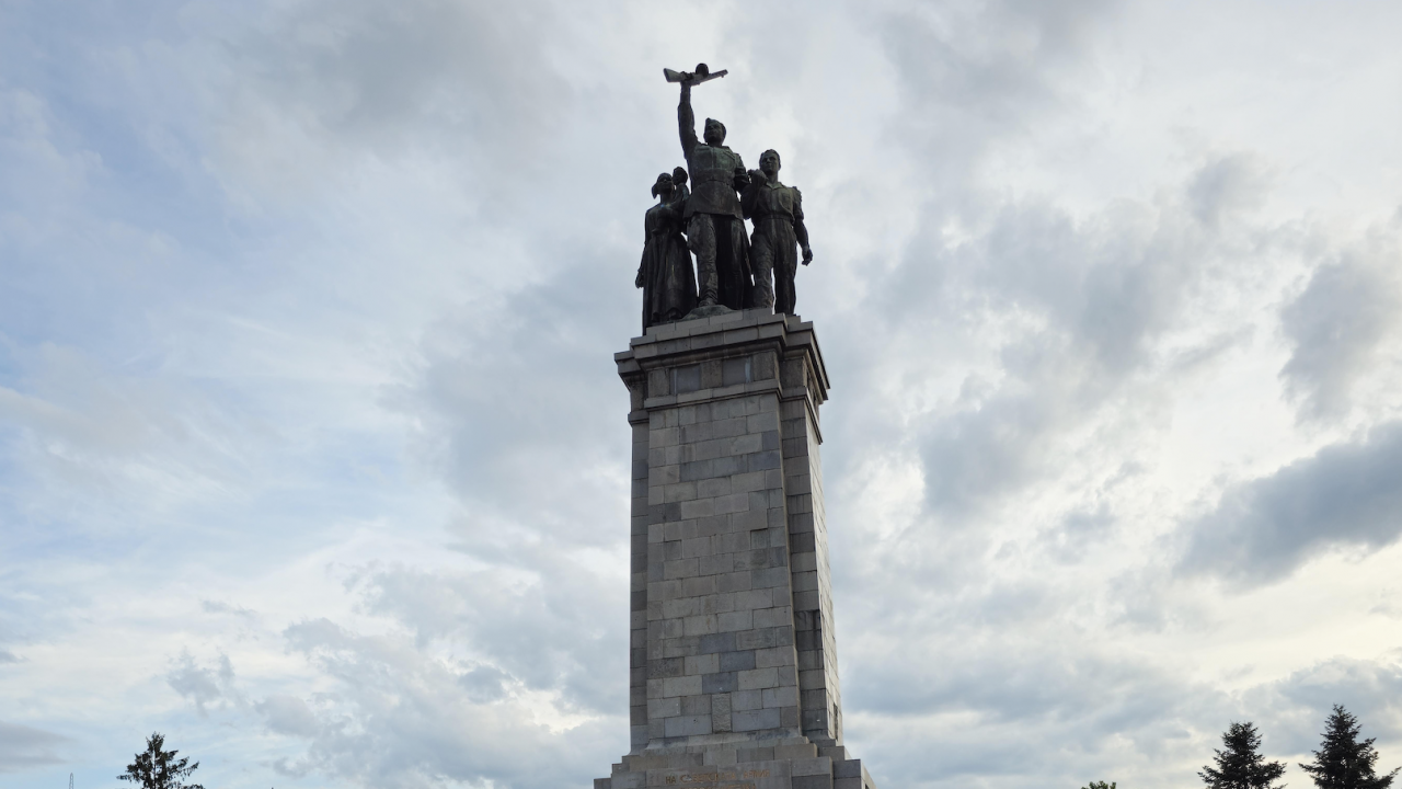 Изготвиха План за безопасност и здраве относно Паметника на Съветската армия