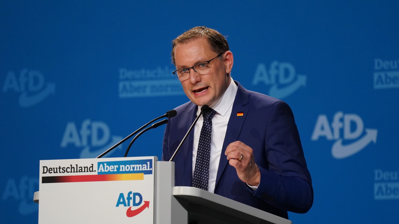 Лидерът на крайнодясната партия „Алтернатива за Германия“ обяви война на ХДС и „Зелените“ 