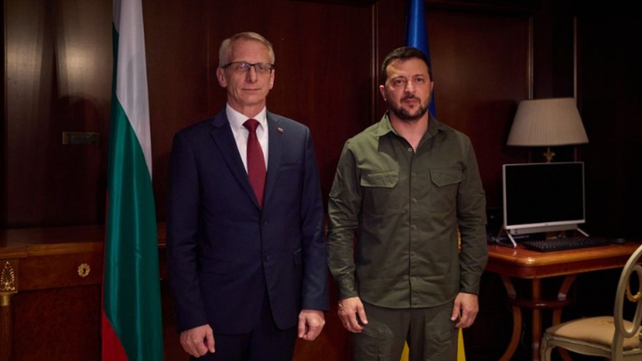 Зеленски благодари на Денков за подкрепата на България за Украйна