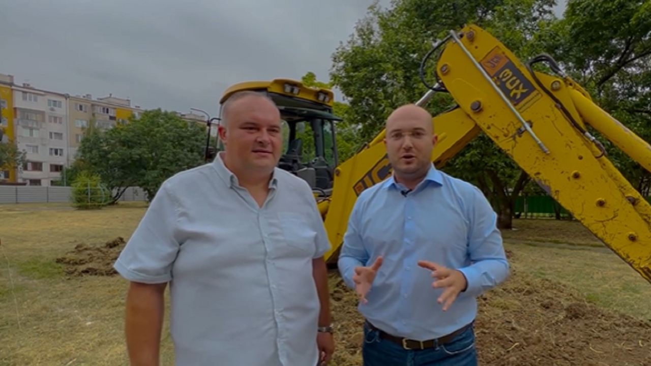 Георги Георгиев и районният кмет: Започна строителството на шеста сграда на детска градина в “Искър“