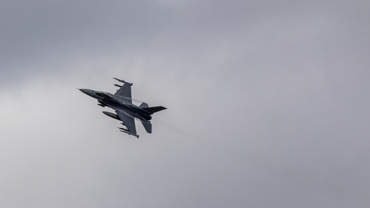 Норвегия дарява на Украйна изтребители F-16?
