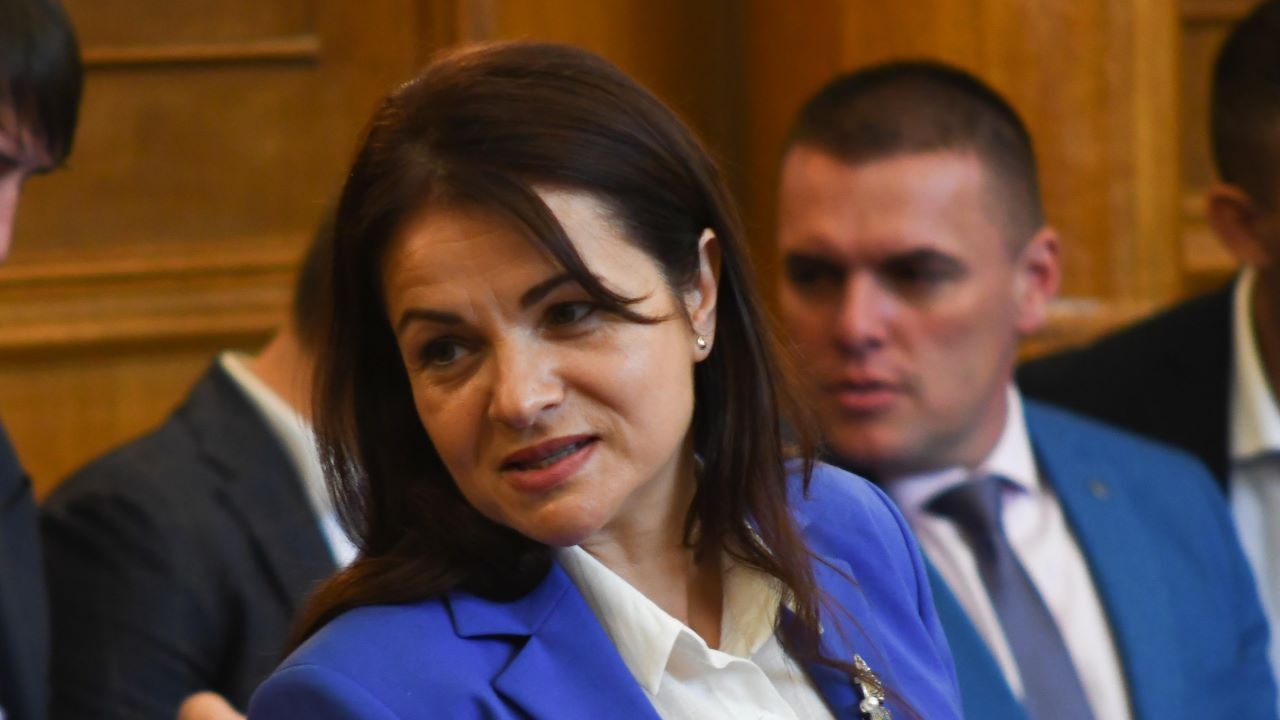Росица Кирова: Няма да се кандидатирам за кмет на Видин, в НС ще бъда по-полезна