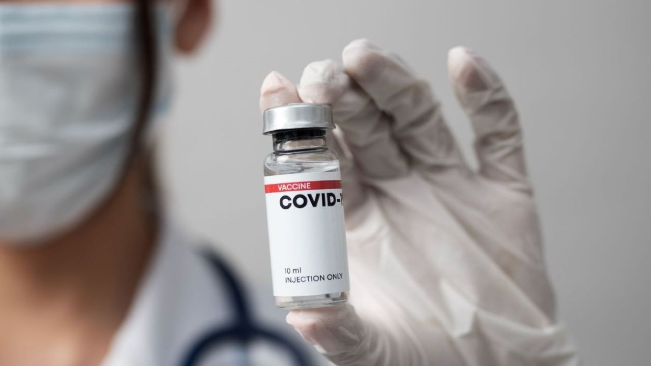 На прага на есента: МЗ ще осигури 1,3 млн. ваксини срещу COVID-19