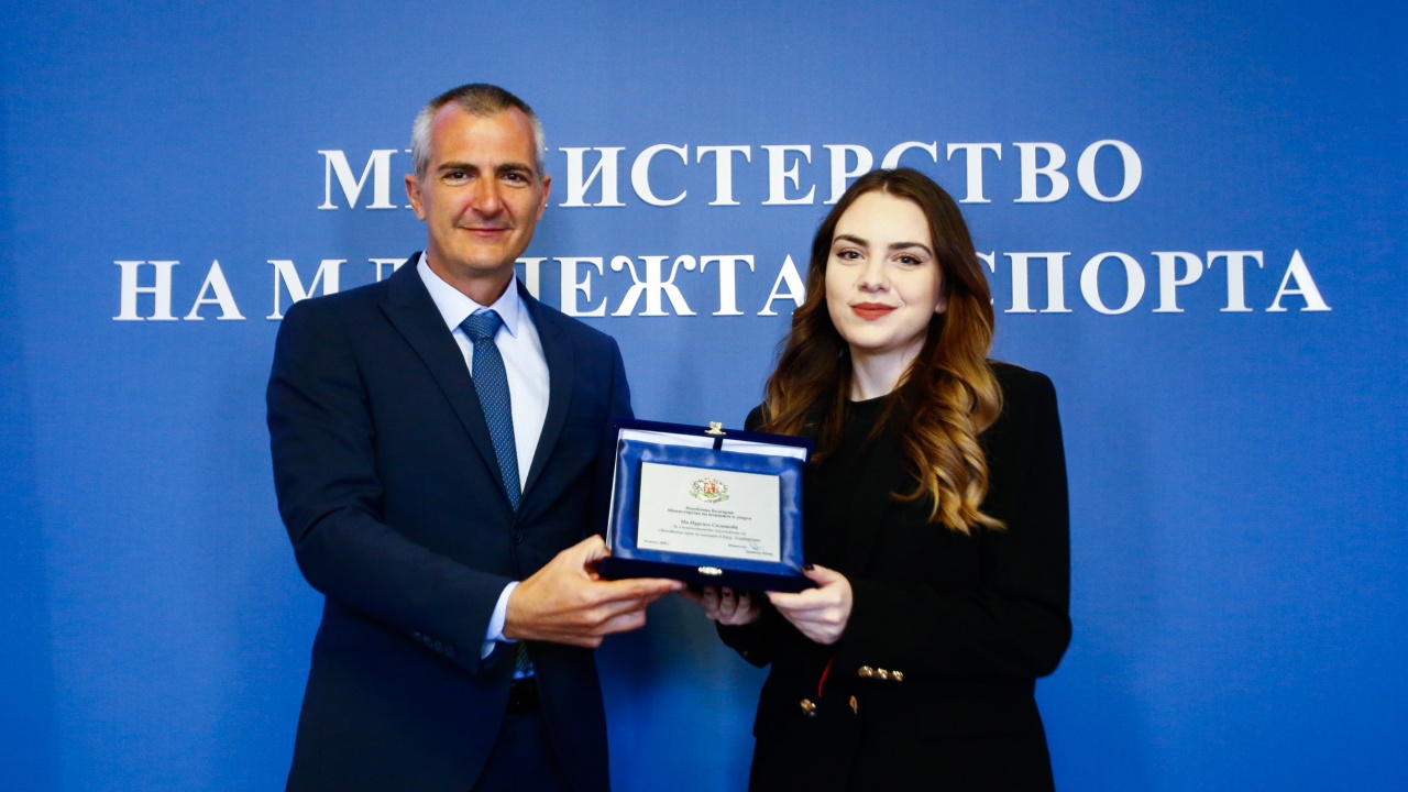 Министър Илиев към Нургюл: Ти си вдъхновение, нека всяка титла бъде твоя