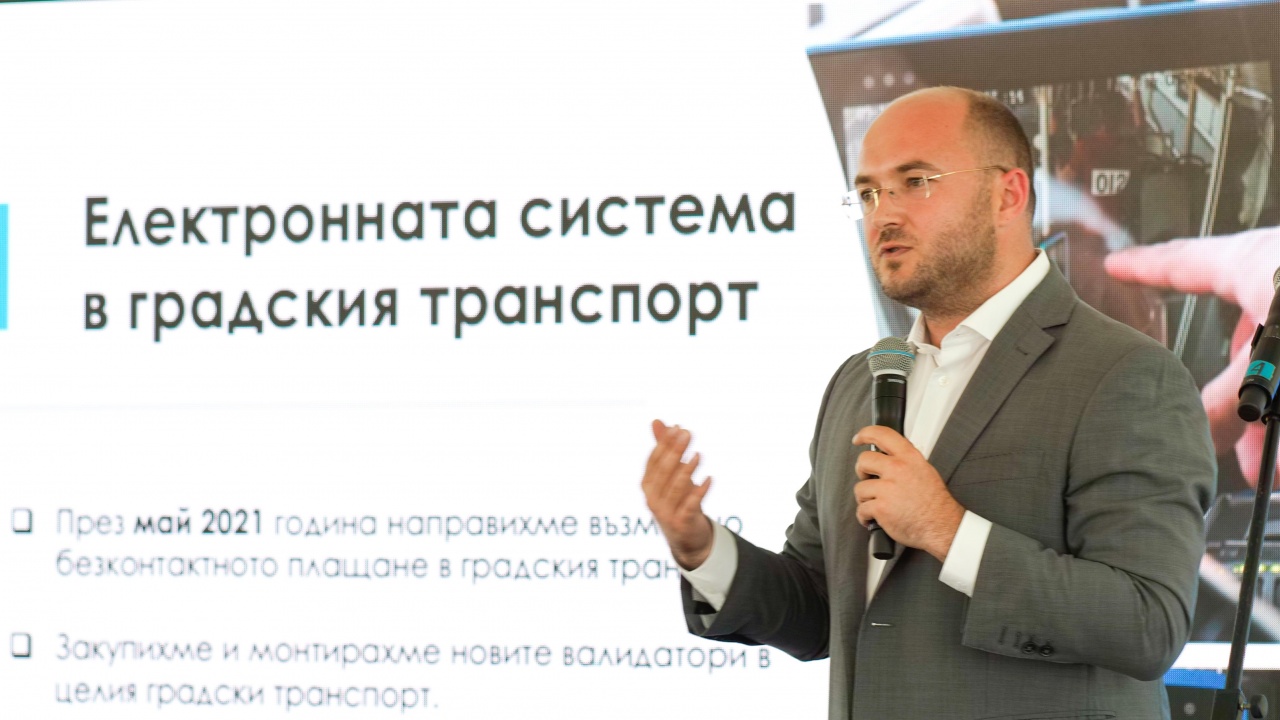 Георгиев отговори на Терзиев: Кандидатирате се за четвъртия управленски пост в държавата, а не за фейсбук-инфлуенсър