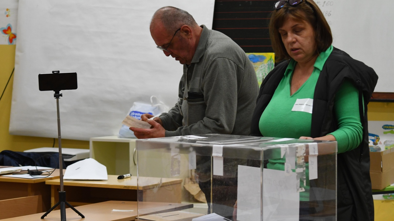 Изборен експерт: Местният вот ще е труден, Министерският съвет бяга от отговорност