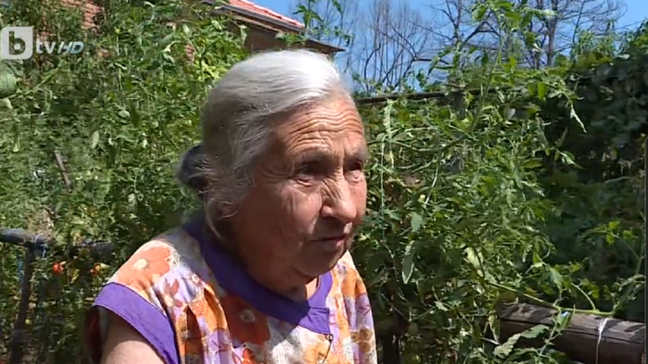 Година след потопа в Карловско: В село Каравелово нищо не се е променило