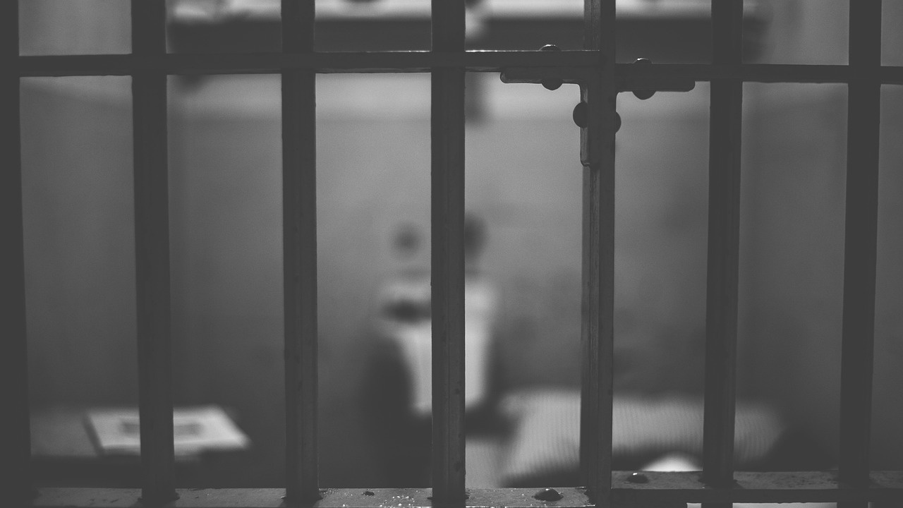 Затворник е починал в килията си в  Бобов дол