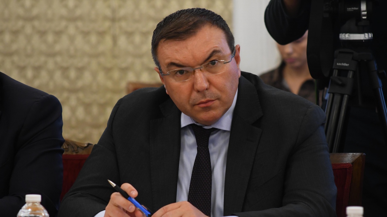Ангелов от ГЕРБ се е запознал с казуса в "Пирогов": Призовавам министър Тагарев незабавно да уволни Мустафа Емин!