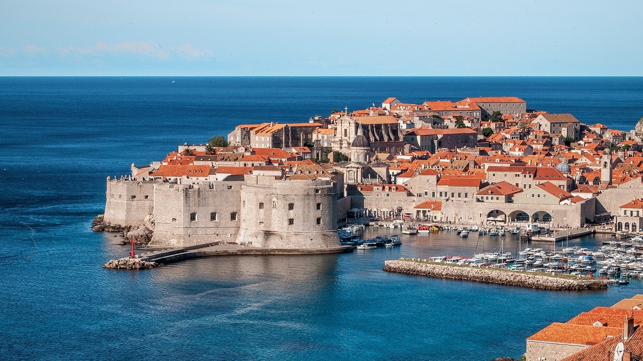 Осем процента ръст на туристическите посещения в Хърватия за първите осем месеца на годината