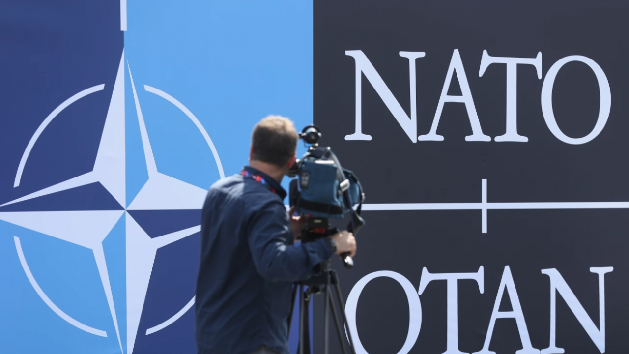 Столтенберг: Черно море е много важно за НАТО, следим обстановката внимателно