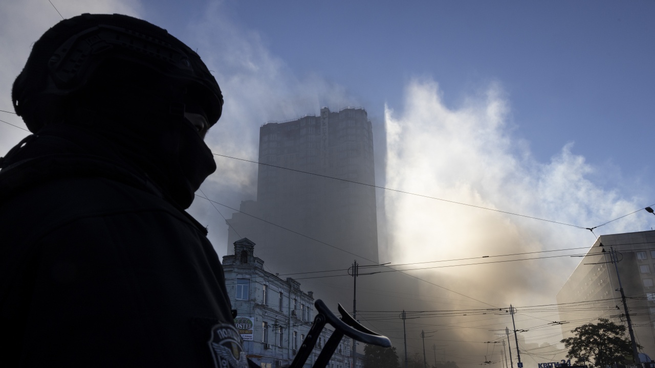 Среднощна атака с дронове над Киев