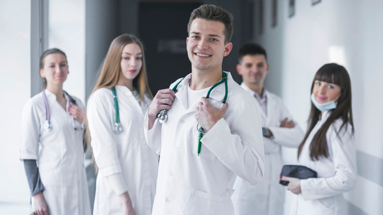 Медицинският университет в Плевен откри новата академична година