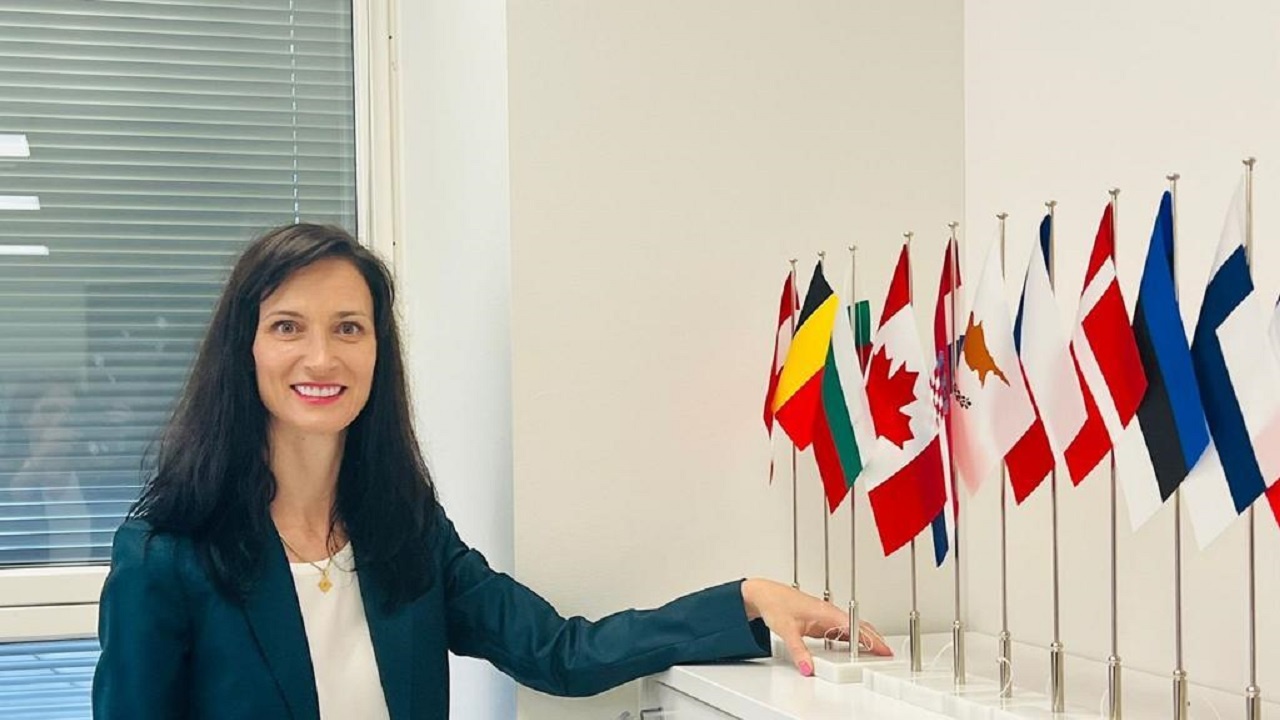Мария Габриел присъедини България към Европейския център за върхови постижения за противодействие на хибридните заплахи