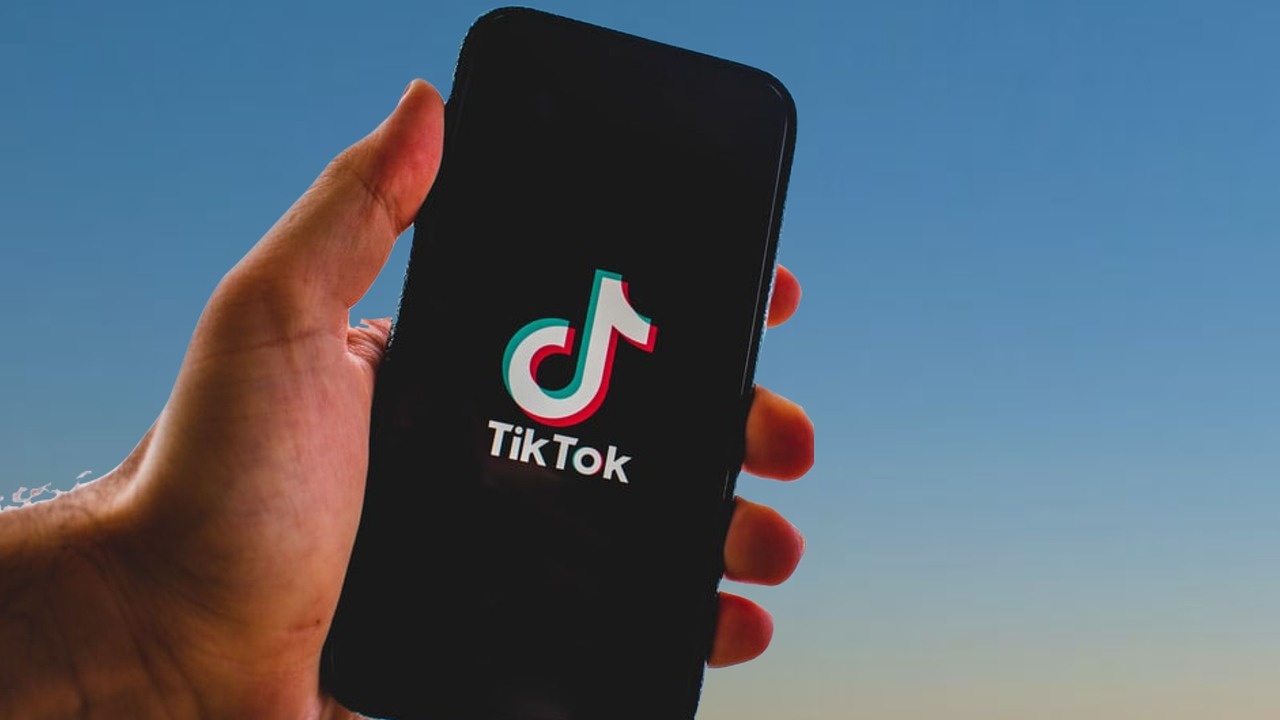 "ТикТок" бе глобен с 345 милиона евро заради личните данни на деца