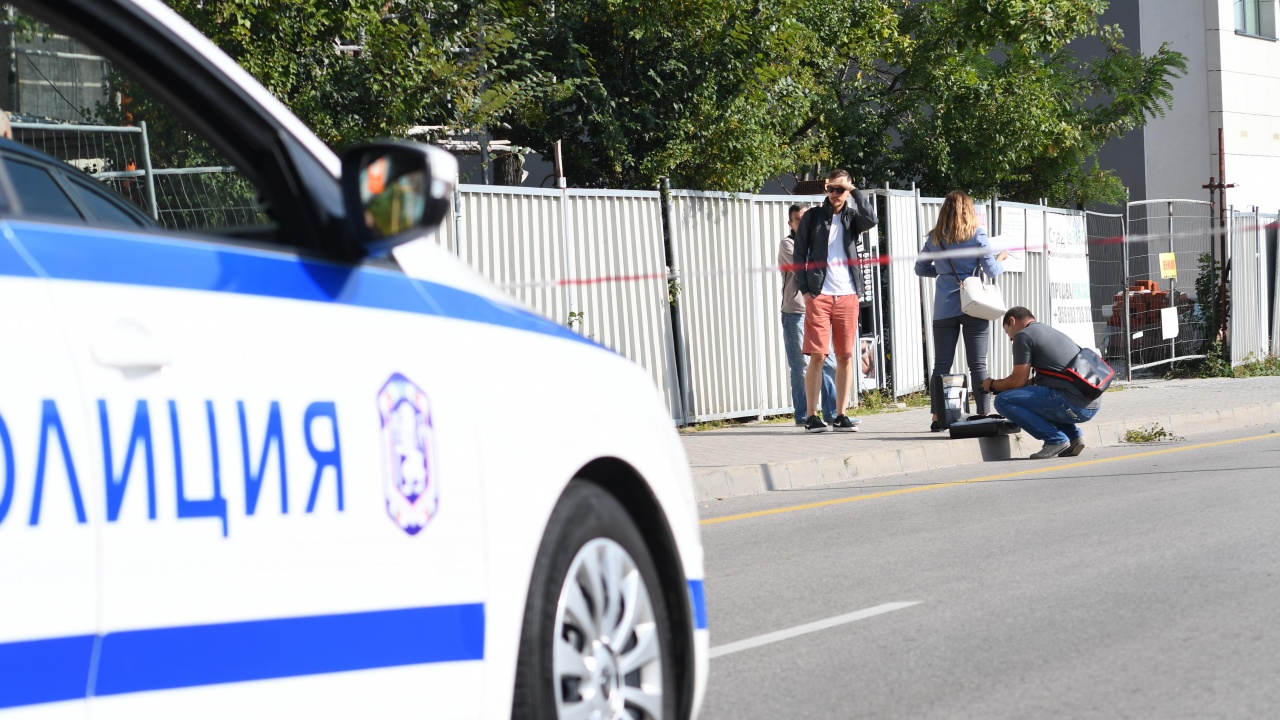 Трето обвинение за непълнолетните крадци от Ботунец, обрали мъж на спирка в София