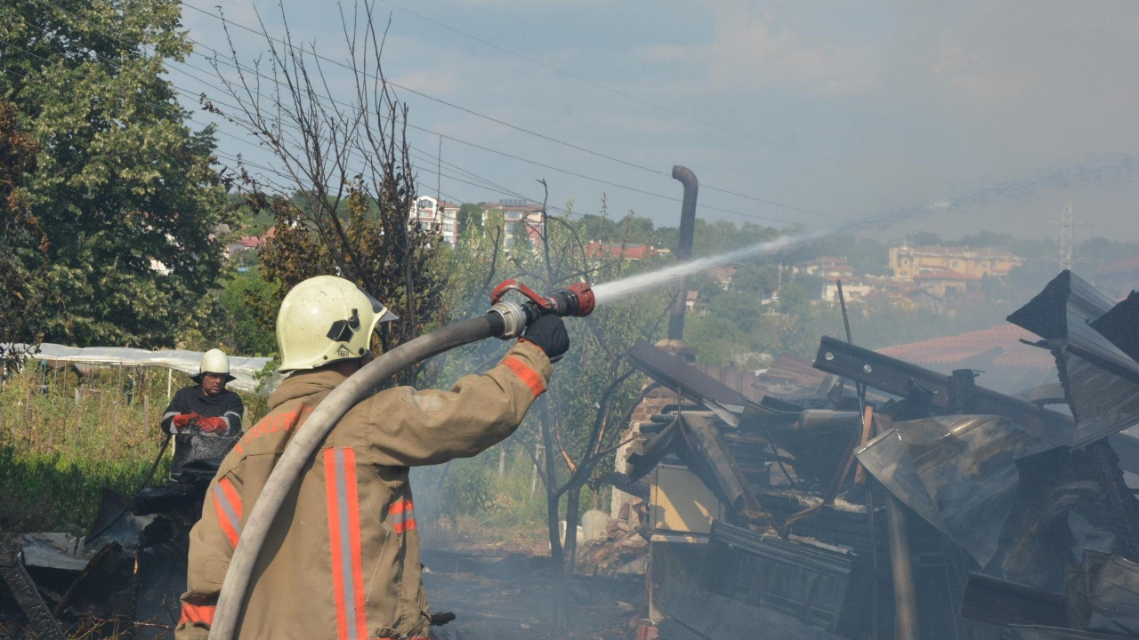 Общо 139 пожара са загасени през изминалото денонощие