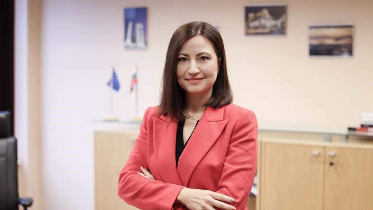 Еврокомисар Илиана Иванова на първа визита в България