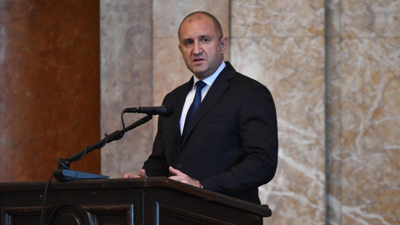 Румен Радев ще връчи Почетния знак на президента за принос към каузата на хората с редки болести в България