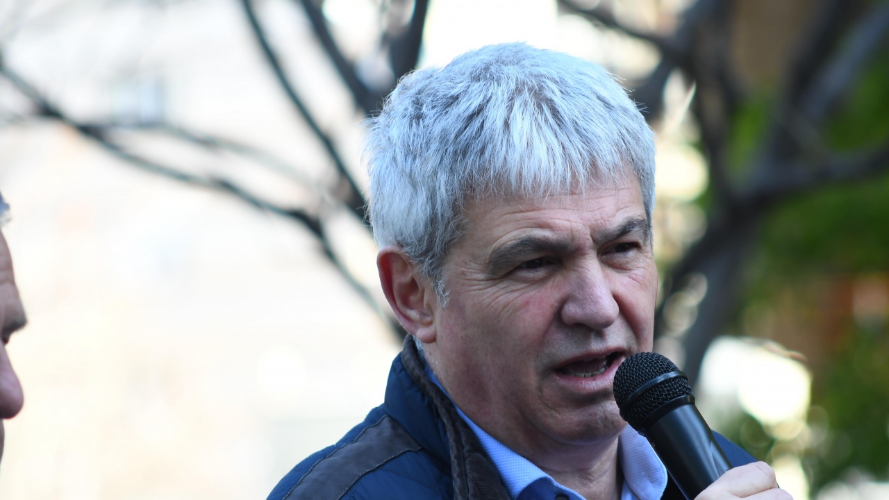 Пламен Димитров (КНСБ) за протестите на енергетици и миньори: Хората са по улиците, очевидно не приемат предложенията на властите