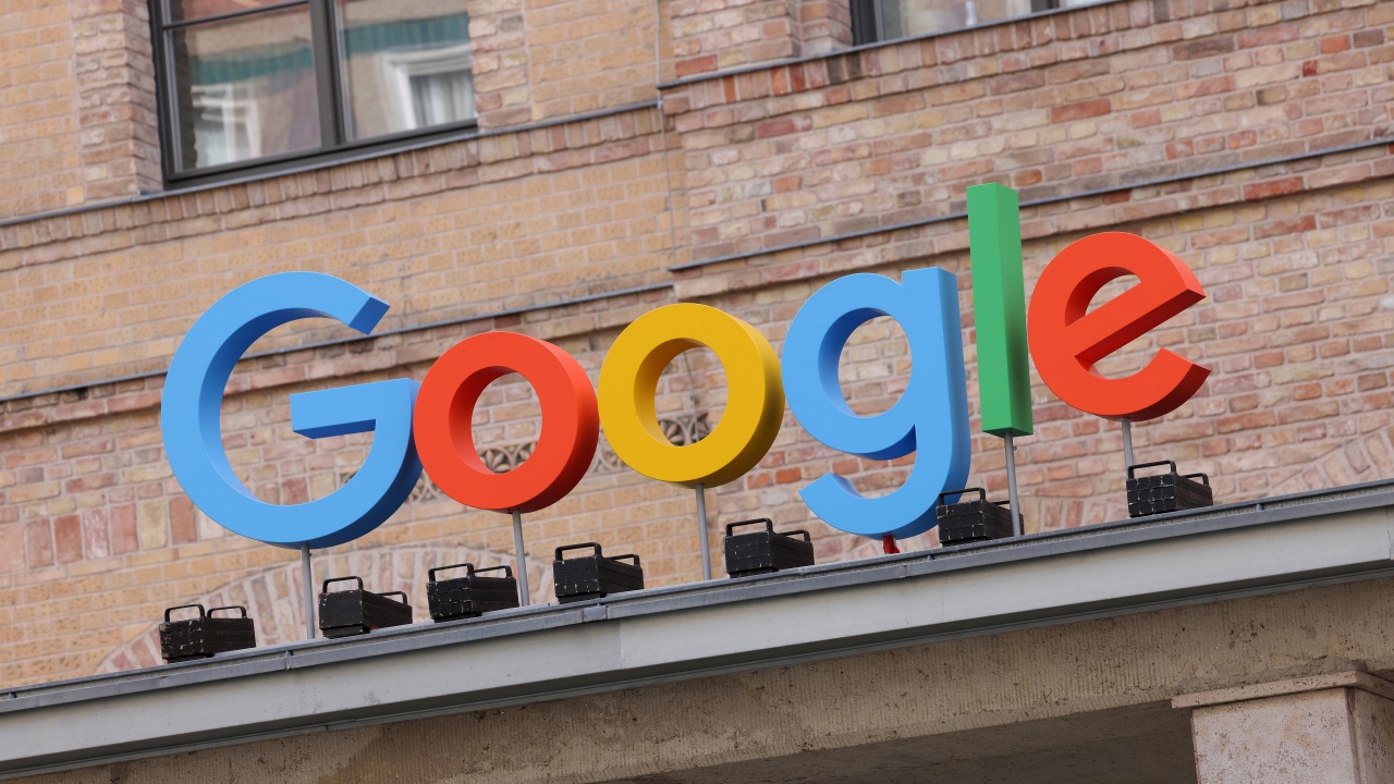 Потребителите на "Гугъл" в Германия ще решават сами как да бъдат използвани данните им