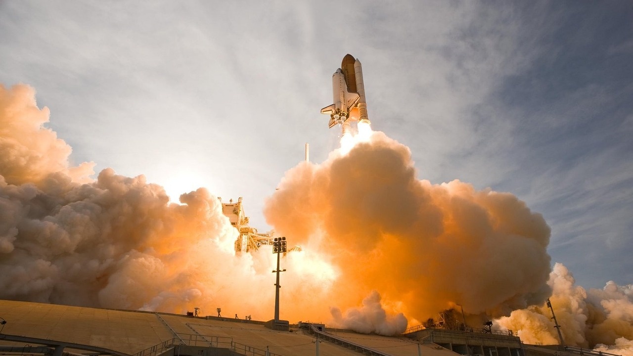 Испанска частна компания успешно изпробва технологии за многократна употреба на ракети