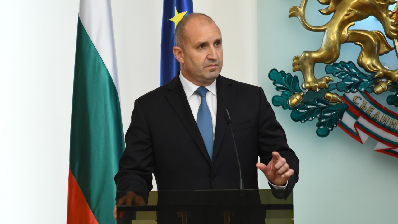 Президентът Радев: България категорично заклеймява атаките срещу Израел