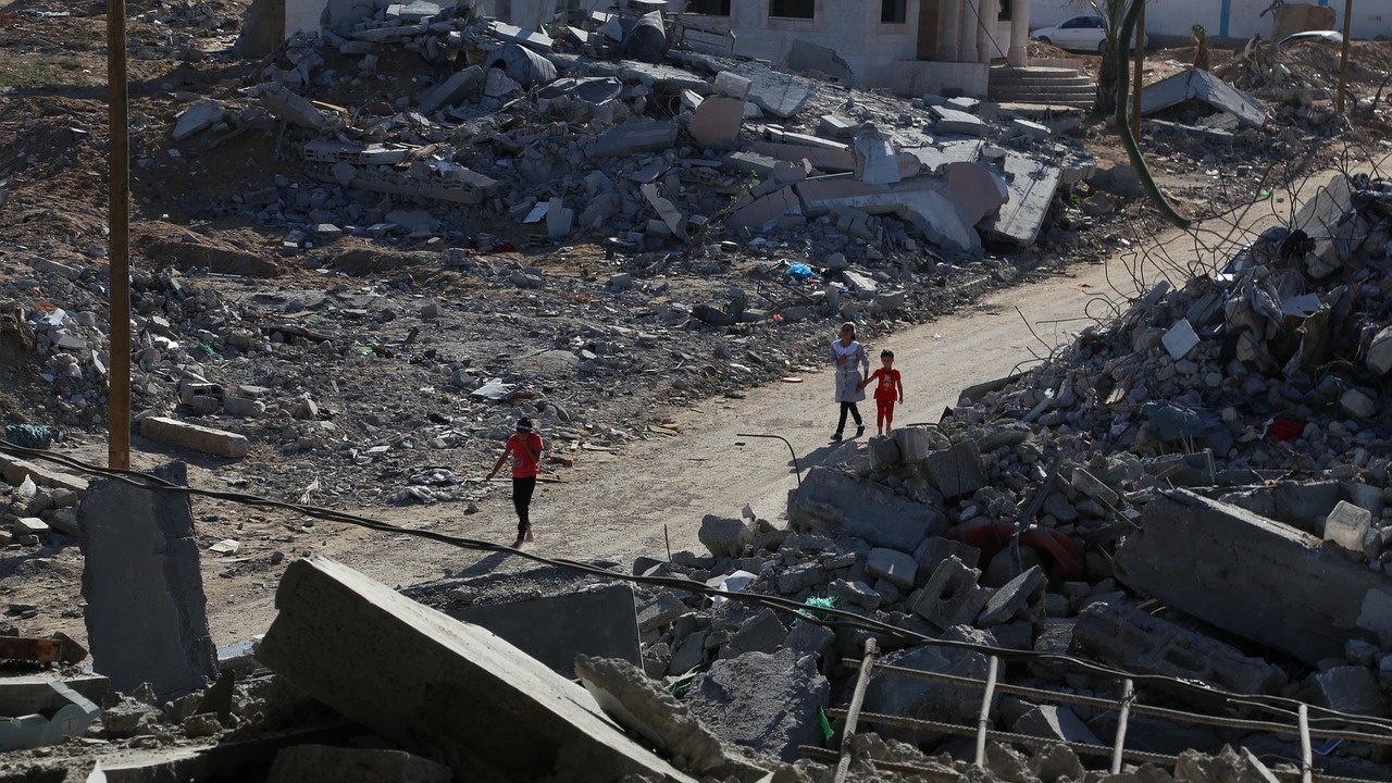 ООН: Над 187 000 души са разселени в ивицата Газа от събота насам