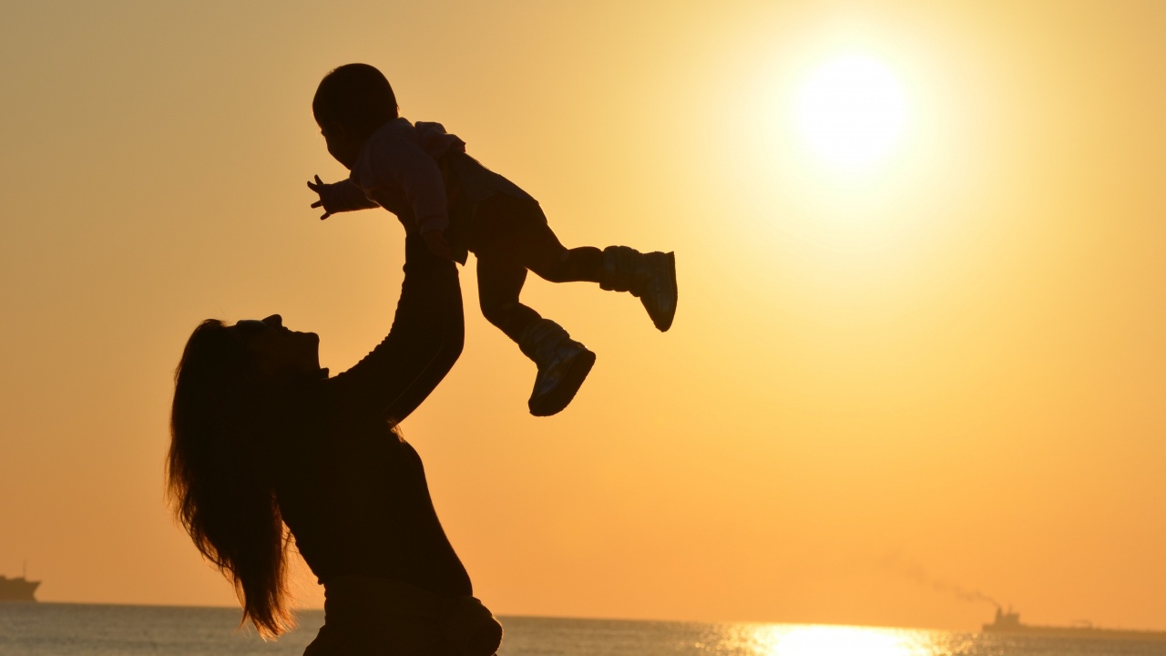 Седем типа токсични майки, които нанасят емоционална травма на децата си