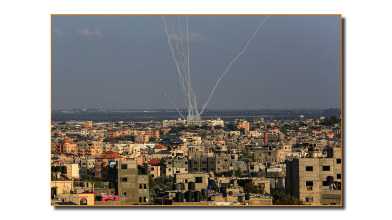 Хамас стреля от жилищни райони, скрити зад жив щит; а да наричаш обезглавяването на бебета „съпротива“ е безумие