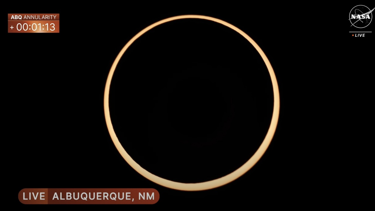 "Огнен пръстен": Стотици наблюдаваха слънчевото затъмнение