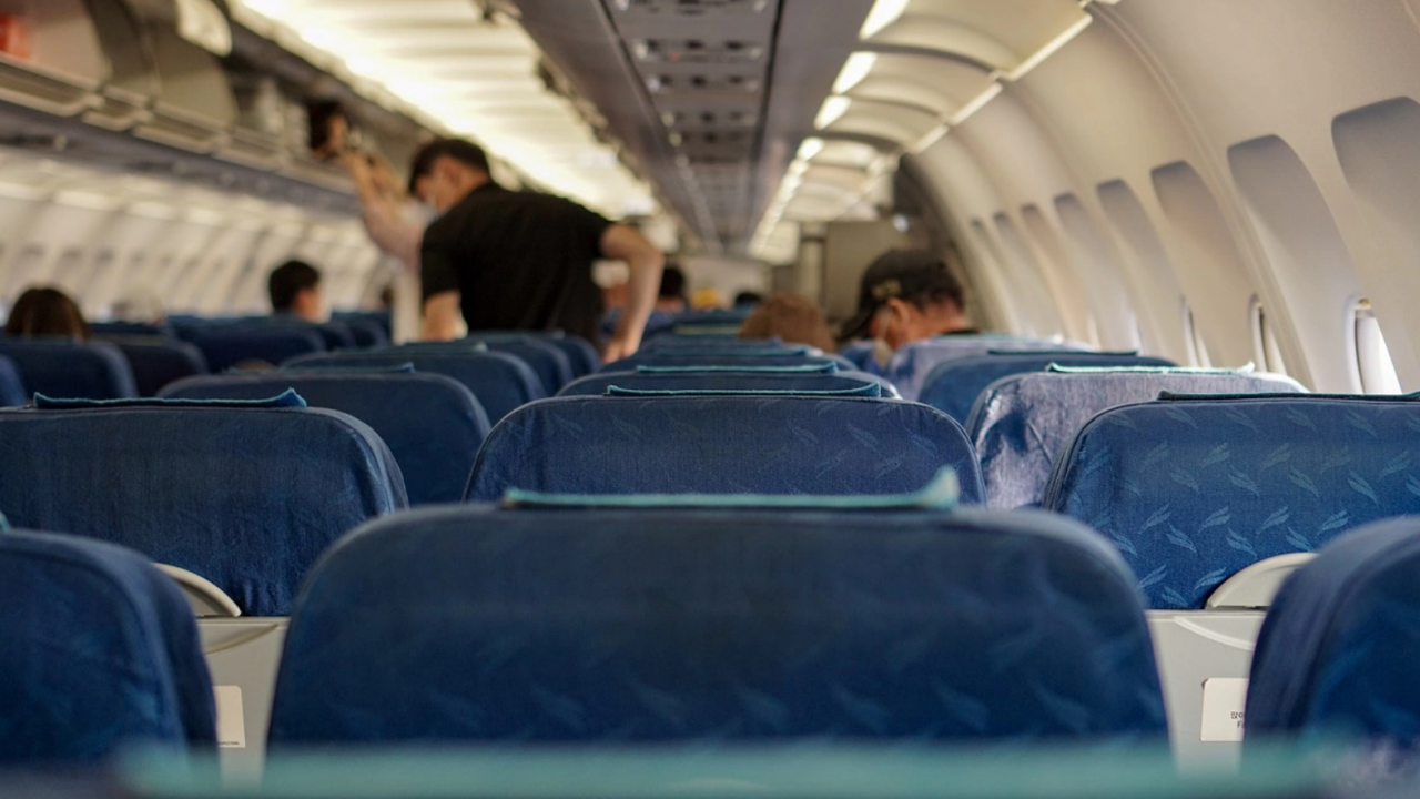 Токсичен ли е въздухът в самолетите?