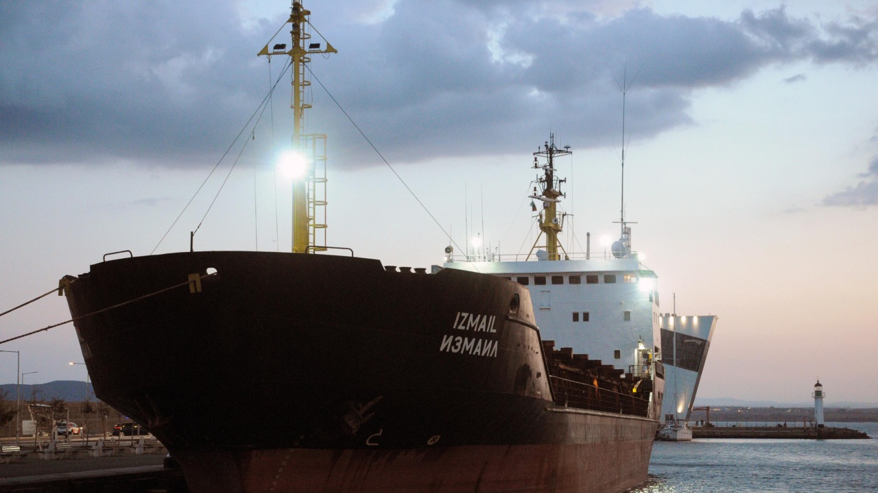 Морска администрация в Бургас е арестувала украинския кораб „Измаил“