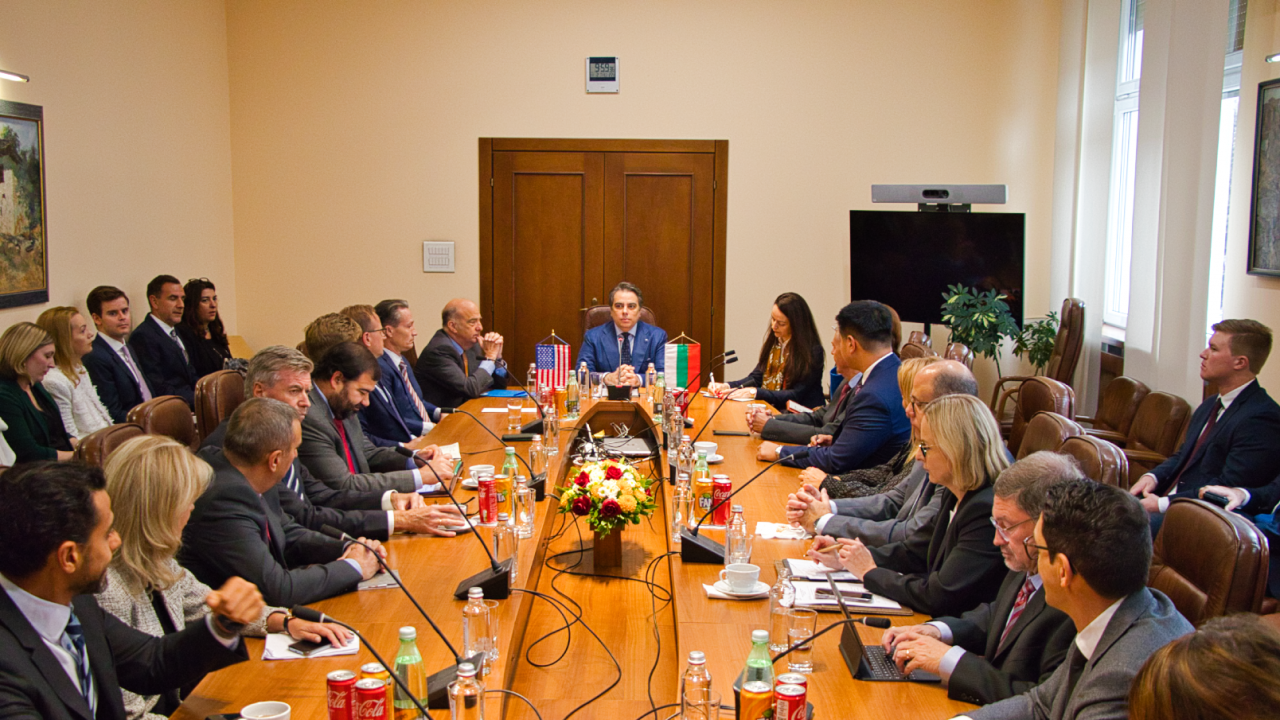 Министър Асен Василев се срещна с представители на американския бизнес