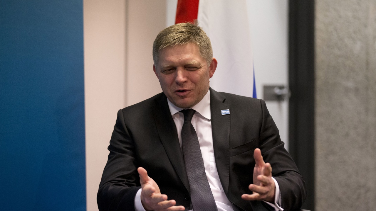 Словашкият премиер не смята да възпрепятства износа на оръжия от частни компании за Украйна