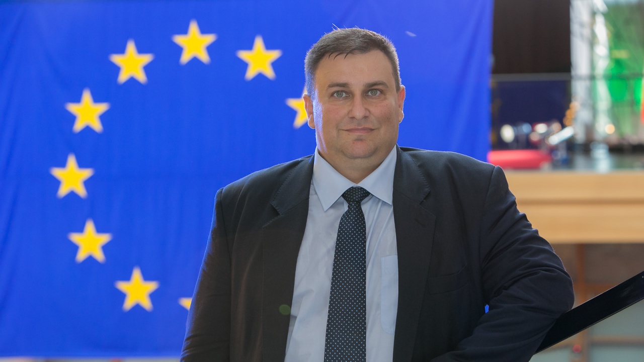 Емил Радев в Брюксел: България покрива абсолютно всички критерии за членство в Шенген