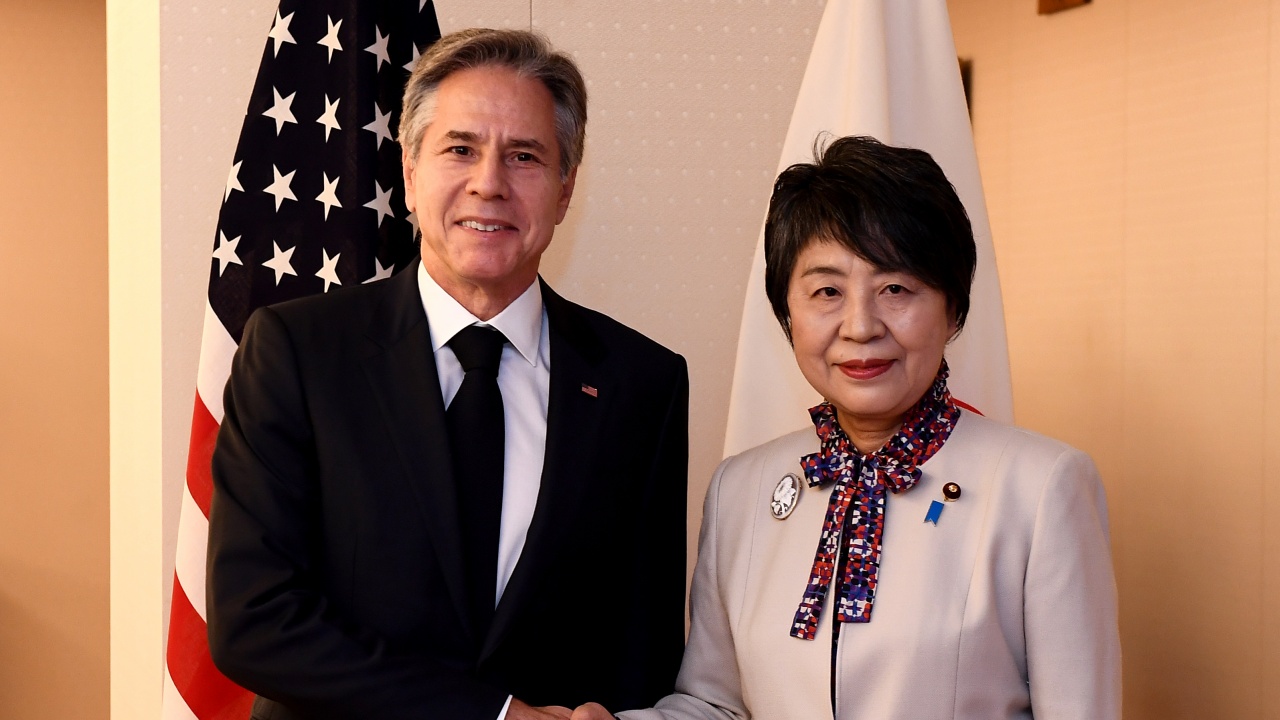 Блинкън се срещна в Токио с външната министърка на Япония