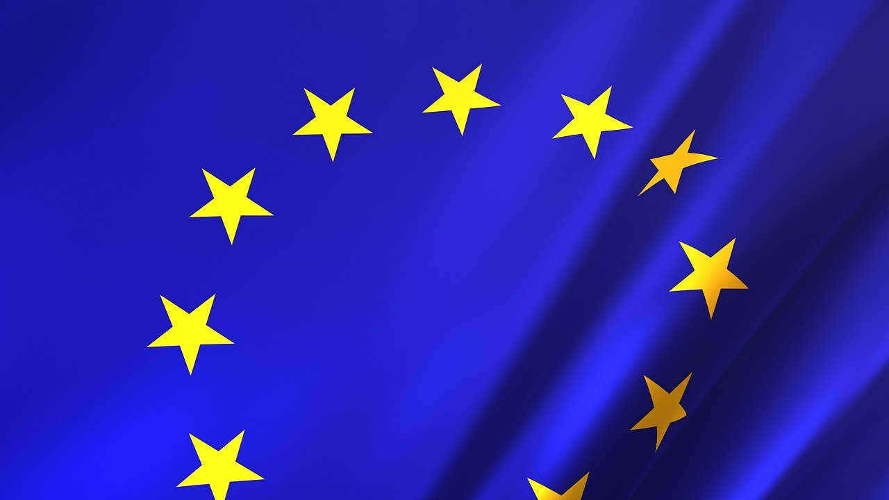 ЕС може да стартира процедура за присъединяване на Молдова и Украйна